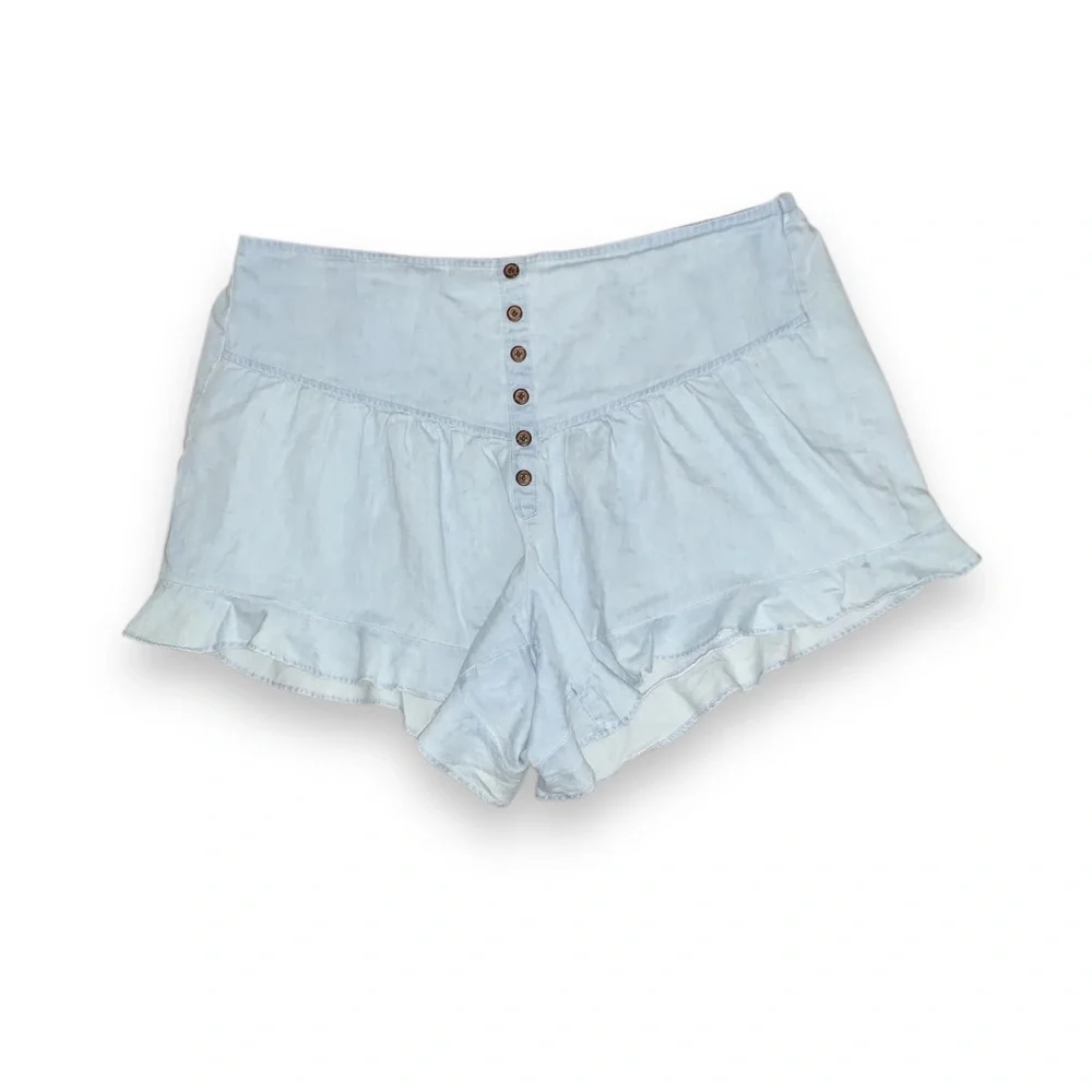 Light weight denim shorts
